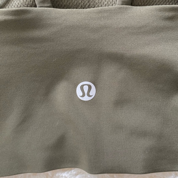 ❤️ Like a Cloud Longline Bra Light Support, B/C Cup Olive Green Size 6 - Picture 3 of 8